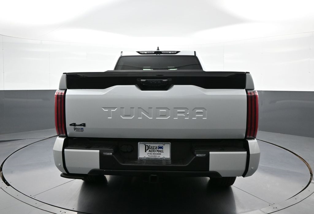 Vehicle image 21 of 49