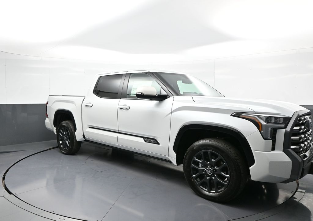 Vehicle image 10 of 49