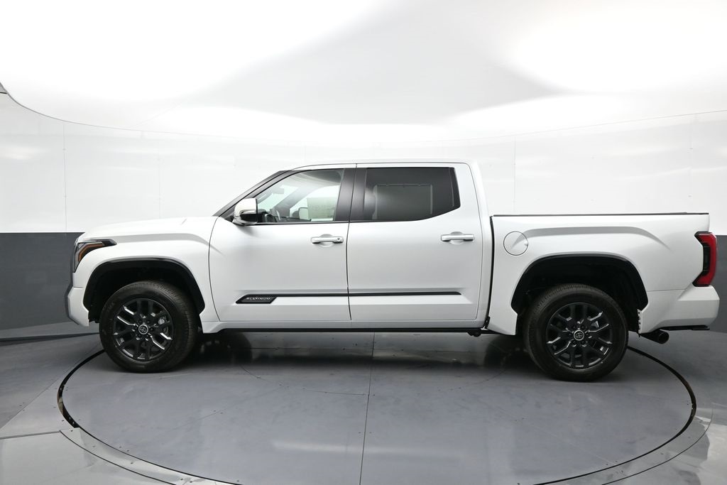Vehicle image 27 of 49