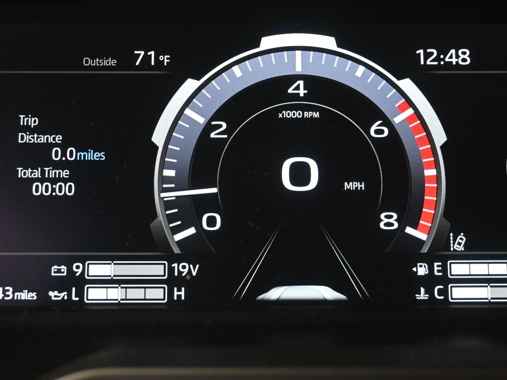 Vehicle image 36 of 49