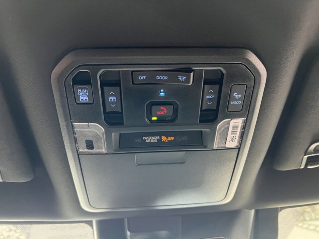 Vehicle image 29 of 53
