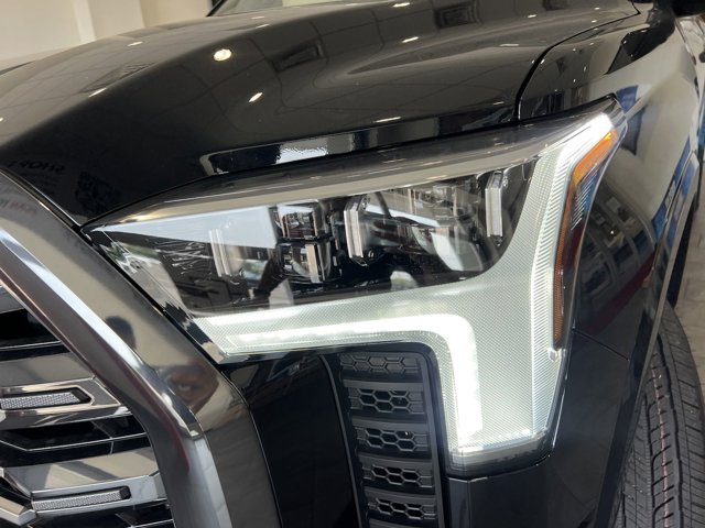 Vehicle image 46 of 53