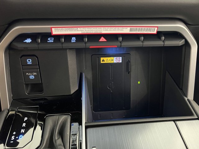Vehicle image 27 of 53