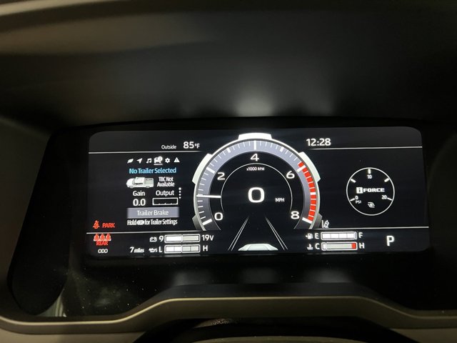 Vehicle image 17 of 53