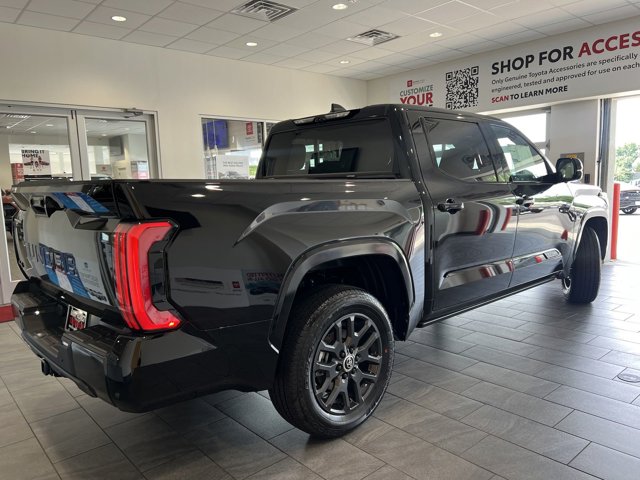Vehicle image 8 of 53