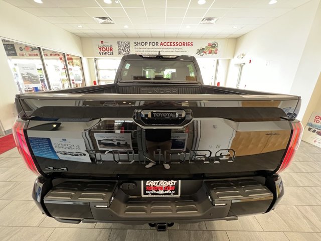 Vehicle image 13 of 53