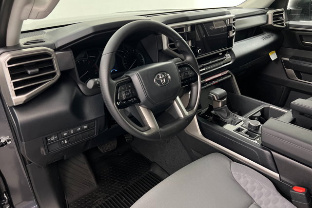 Vehicle image 15 of 24
