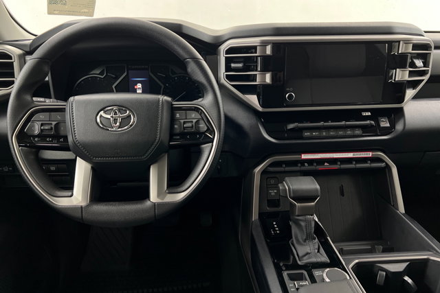Vehicle image 12 of 24