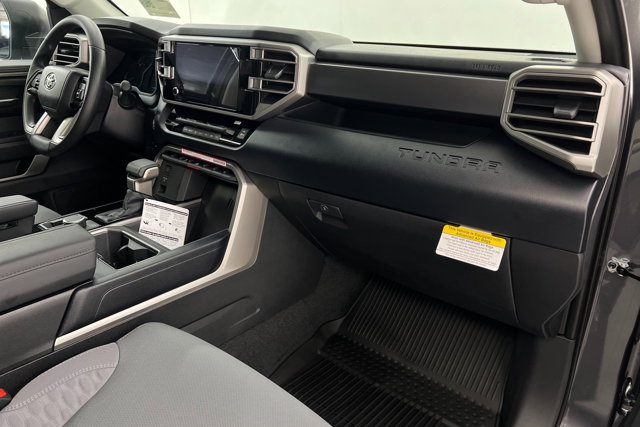 Vehicle image 23 of 24
