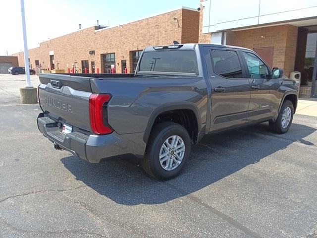 2024 Toyota Tundra SR5 Image 4 of 11