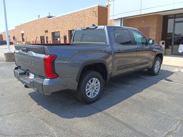 2024 Toyota Tundra SR5 Image 5 of 11