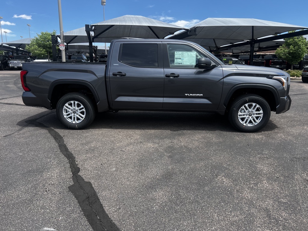 Vehicle image 7 of 28