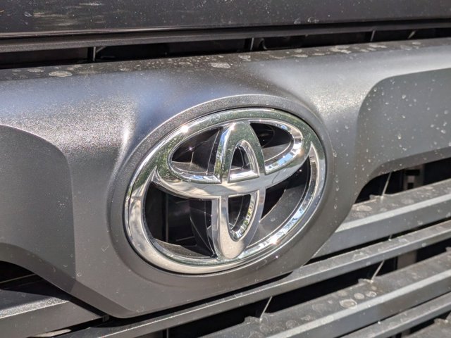 Vehicle image 26 of 54
