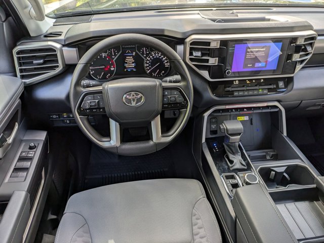 Vehicle image 21 of 54