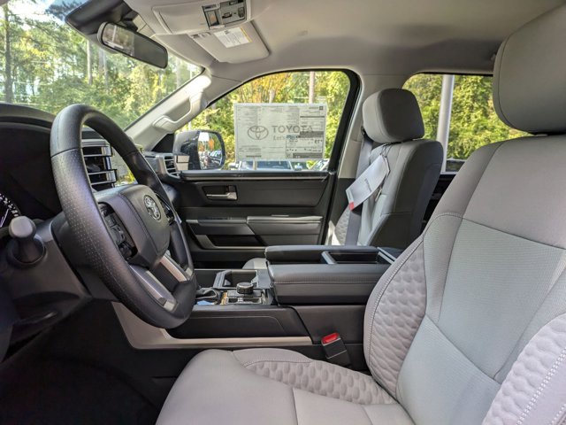 Vehicle image 17 of 54