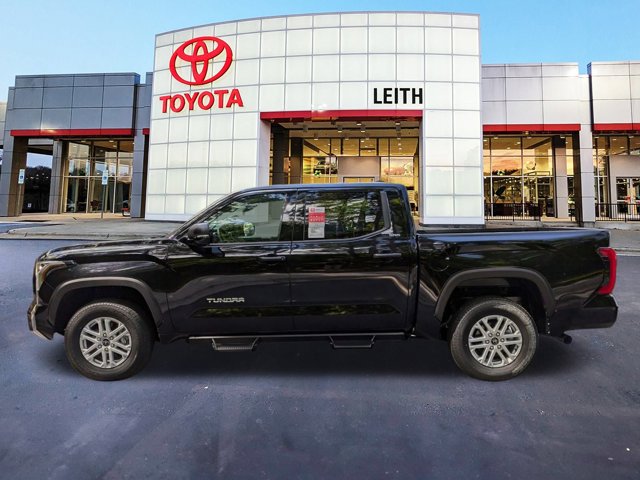 Vehicle image 8 of 54