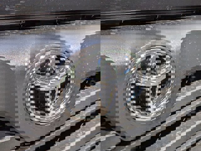 Vehicle image 46 of 54