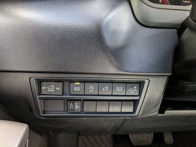 Vehicle image 16 of 54