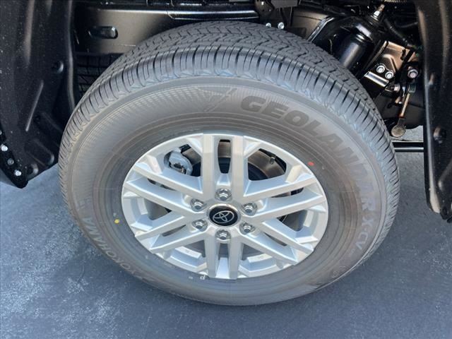 Vehicle image 32 of 32