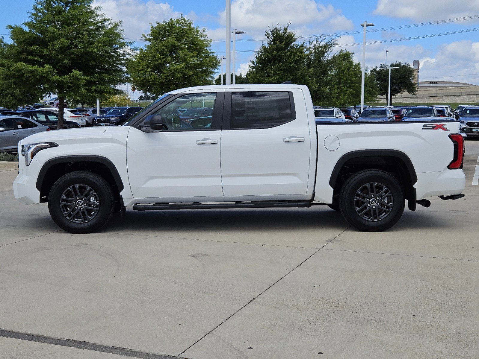 Vehicle image 5 of 23