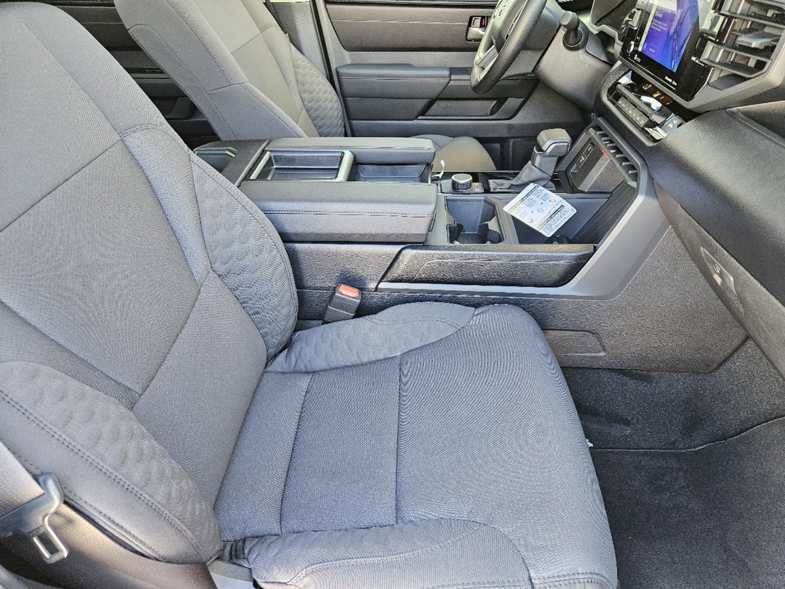 Vehicle image 10 of 23