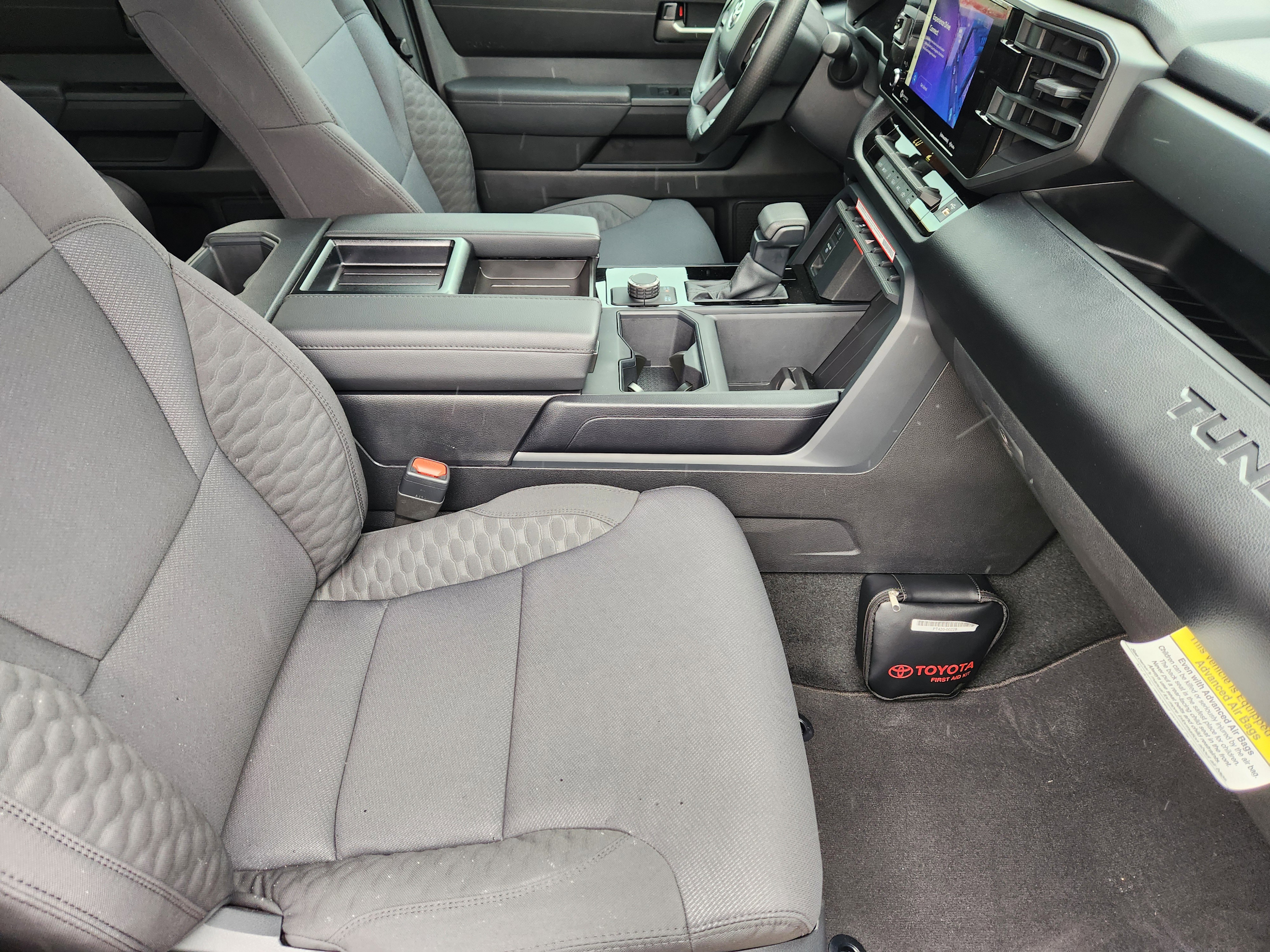 Vehicle image 11 of 22