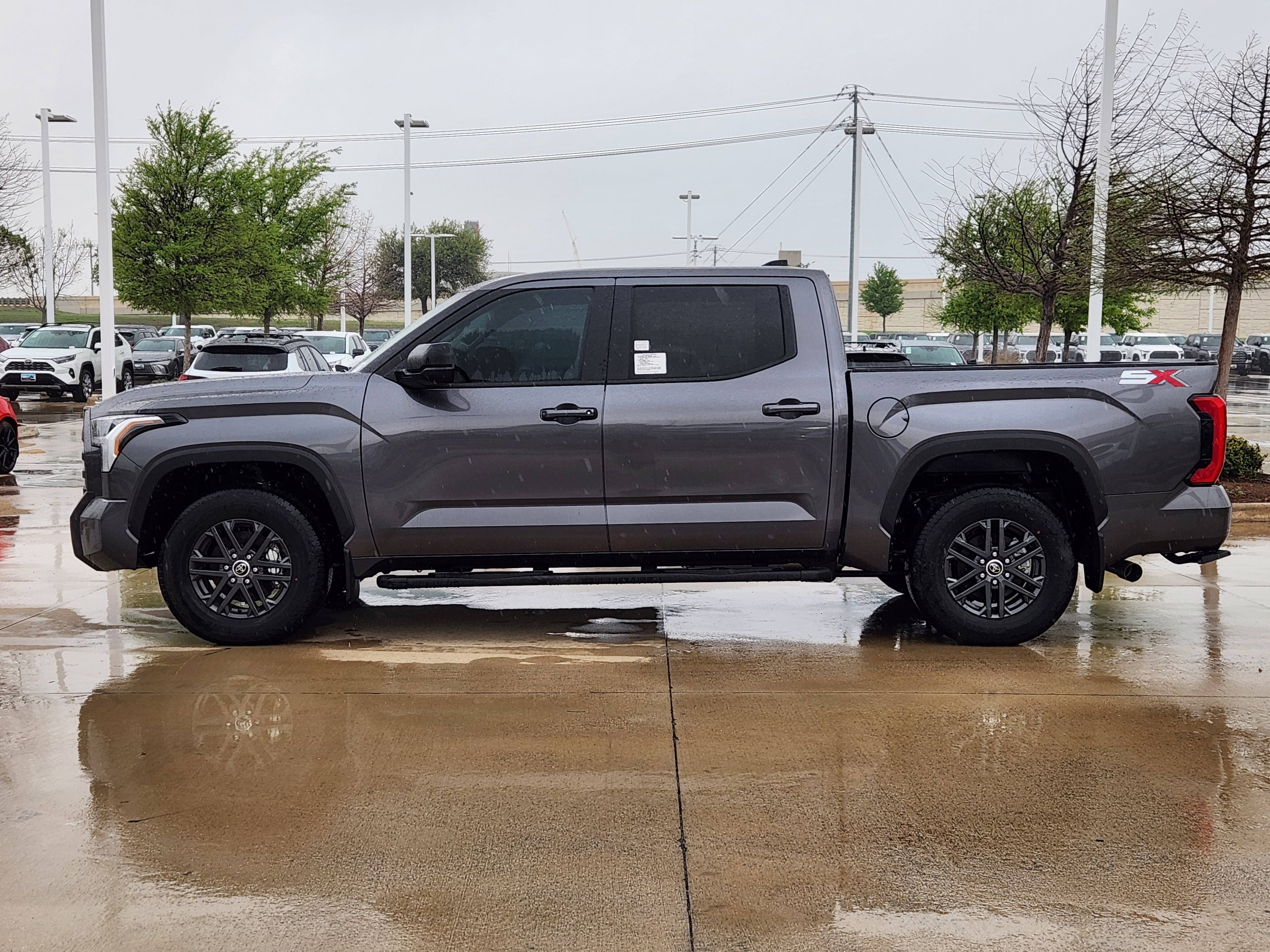 Vehicle image 5 of 22