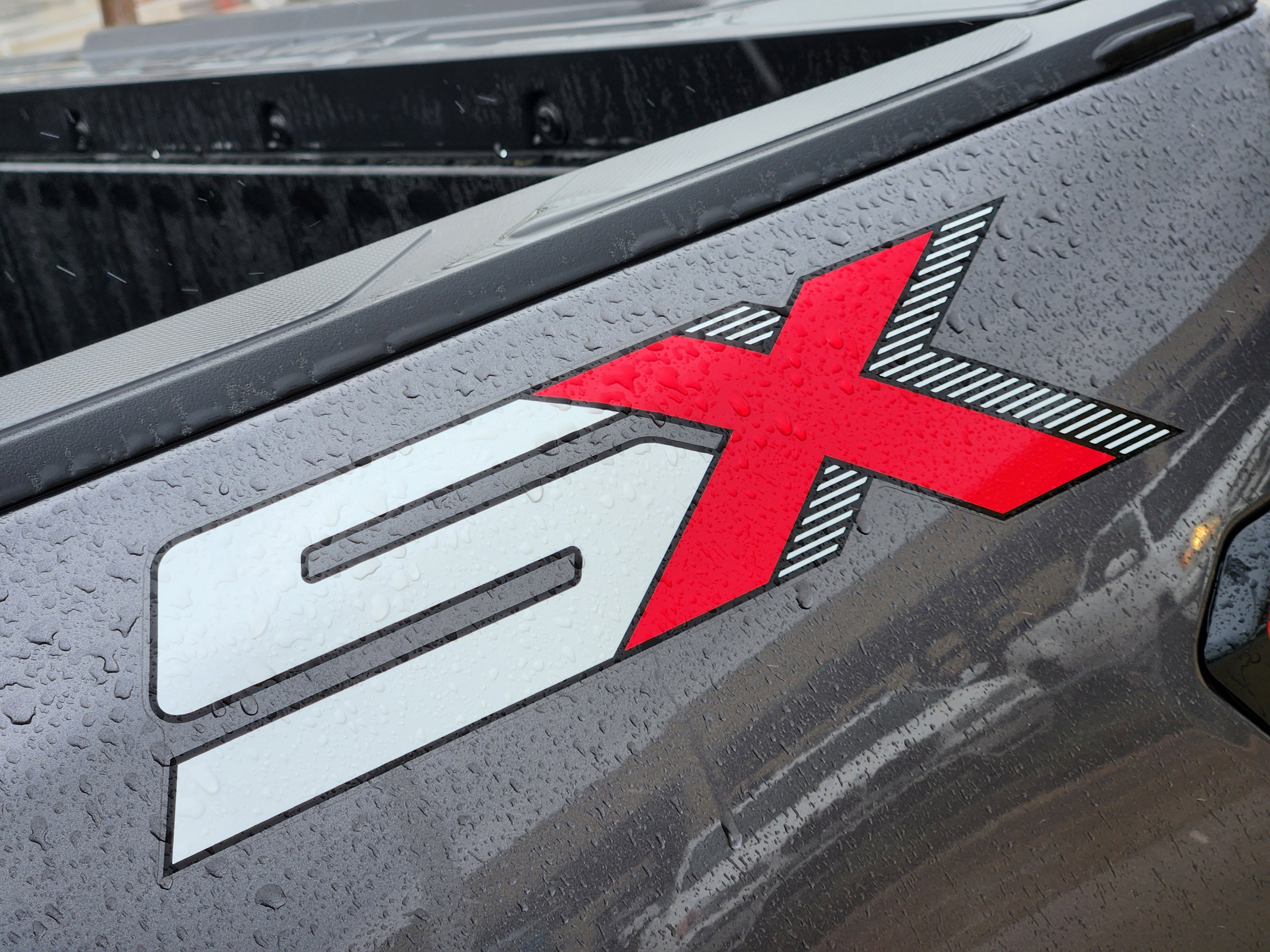 Vehicle image 9 of 22