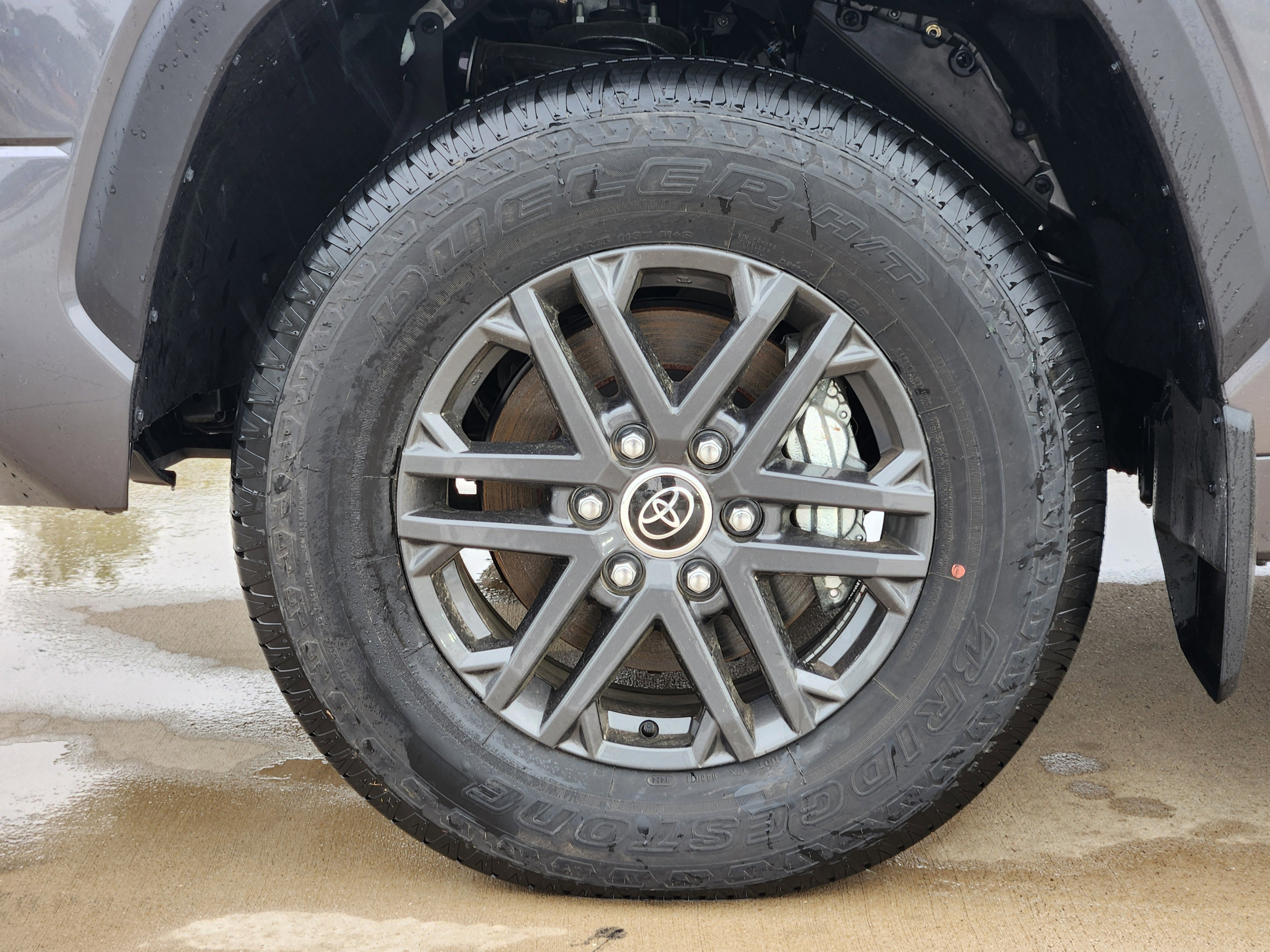 Vehicle image 8 of 22