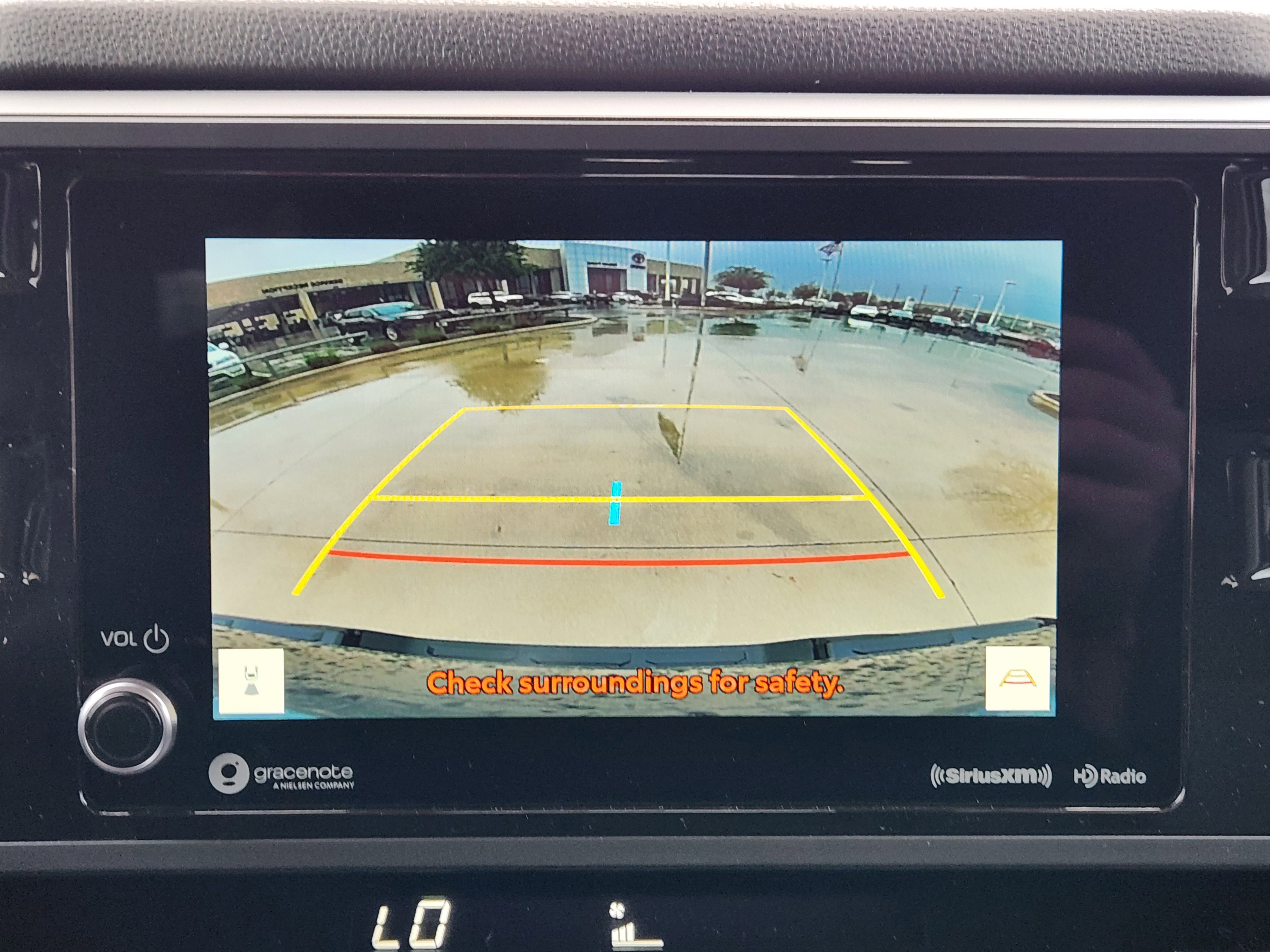 Vehicle image 14 of 22