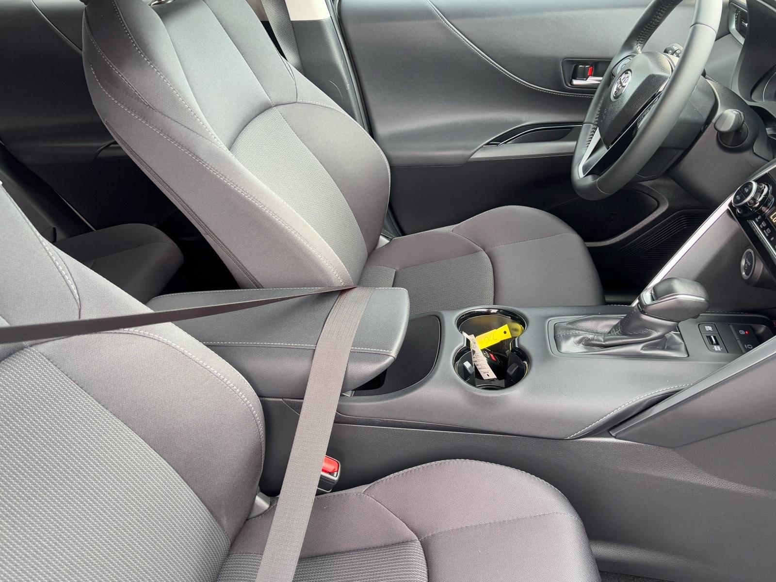 Vehicle image 12 of 31