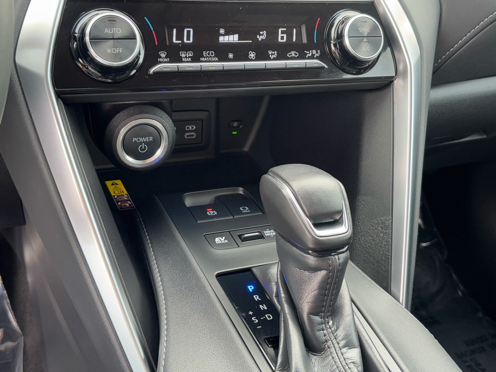 Vehicle image 26 of 31
