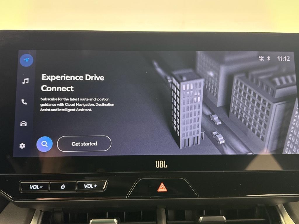 Vehicle image 21 of 31
