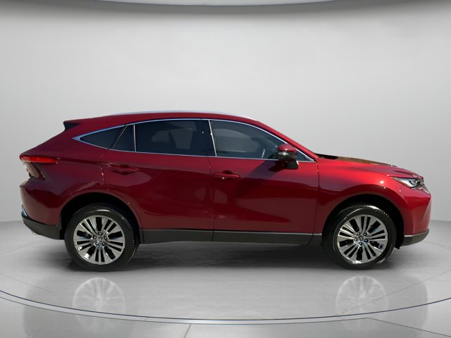 Vehicle image 16 of 64