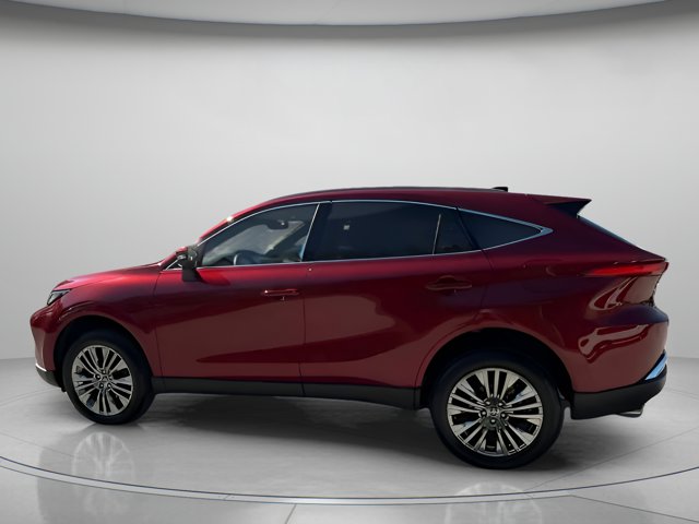 Vehicle image 28 of 64