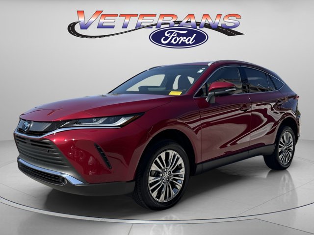 Vehicle image 4 of 64