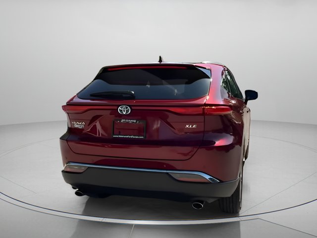 Vehicle image 20 of 64