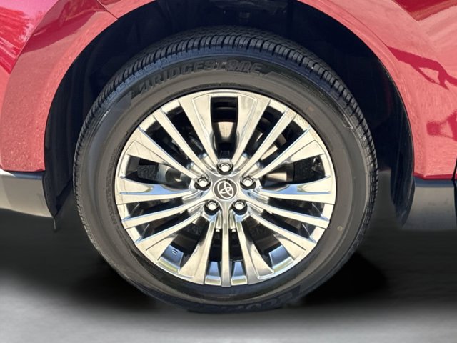 Vehicle image 61 of 64