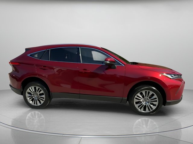 Vehicle image 13 of 64