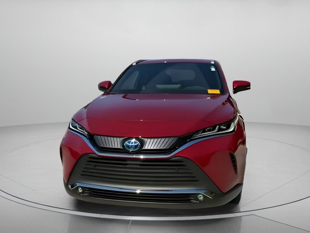 Vehicle image 8 of 64