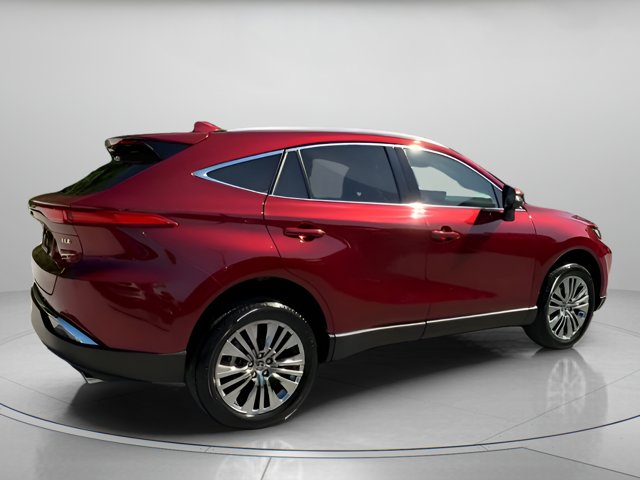 Vehicle image 18 of 64