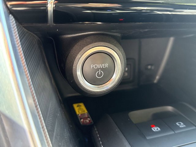Vehicle image 58 of 64