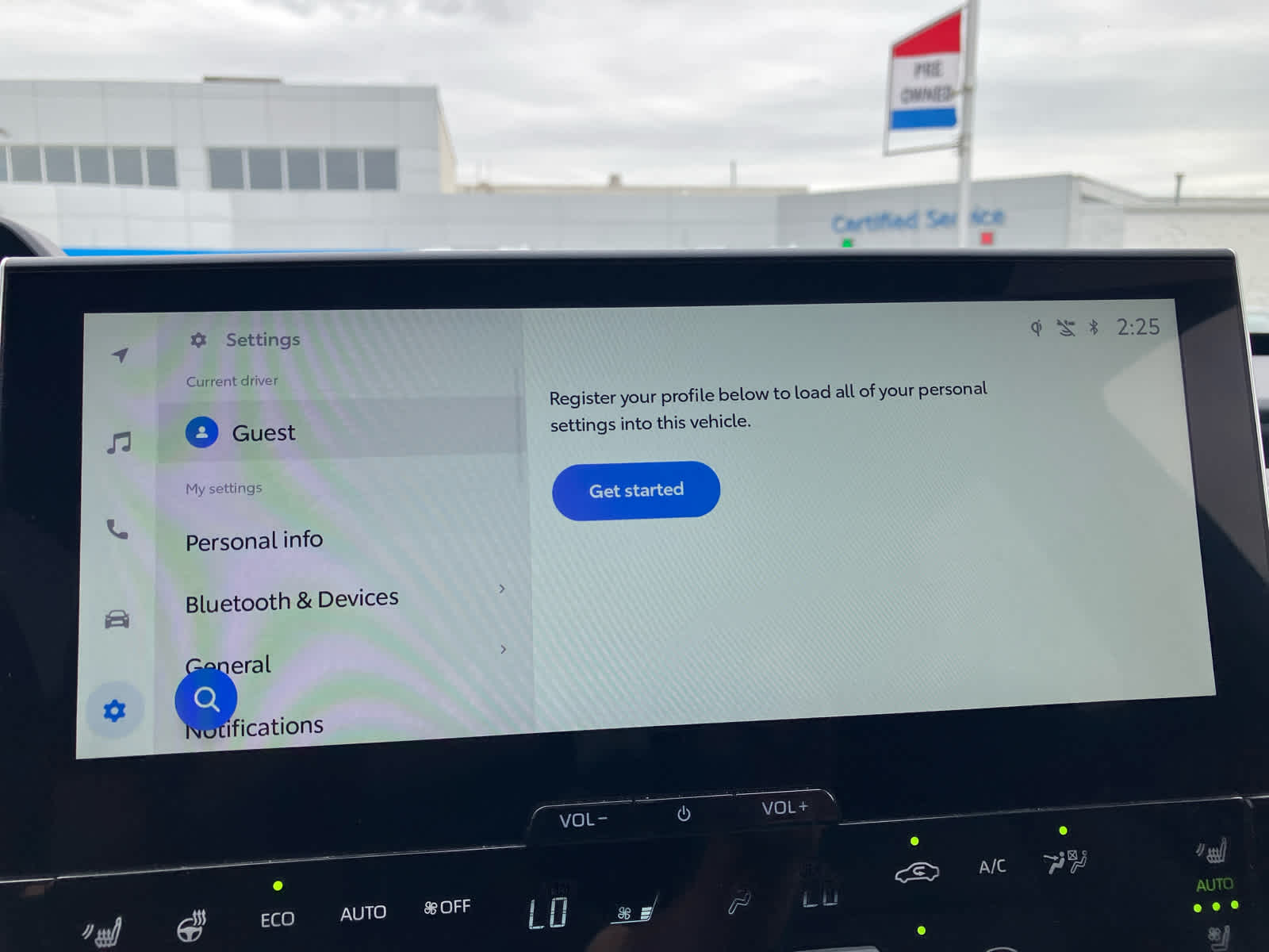 Vehicle image 22 of 38