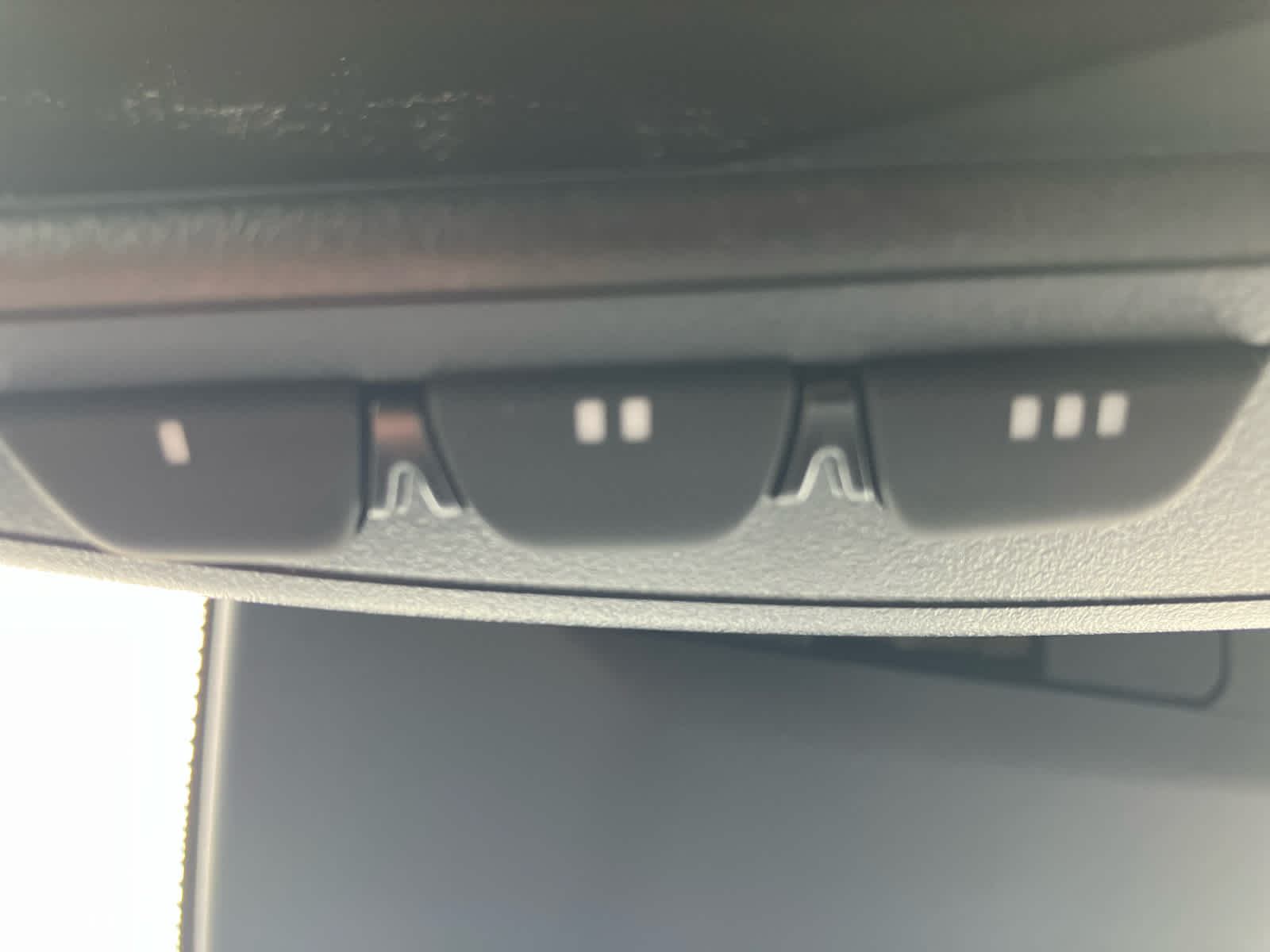 Vehicle image 20 of 38
