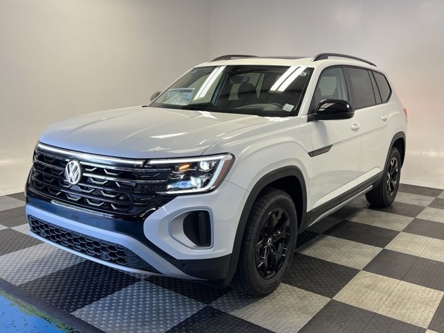 Vehicle image 3 of 22