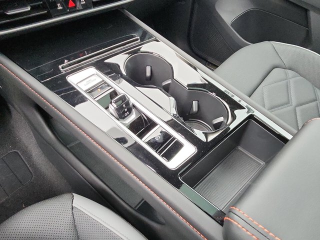 Vehicle image 20 of 30
