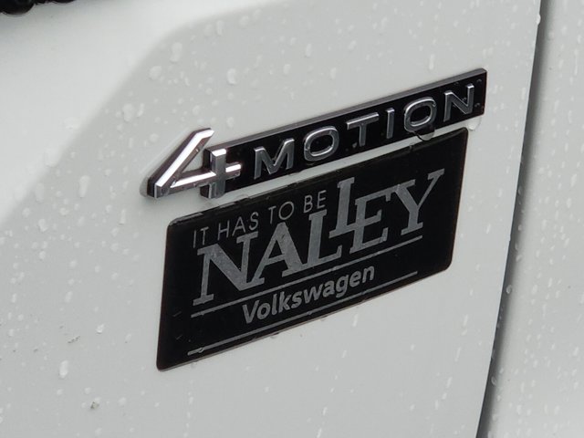 Vehicle image 10 of 30