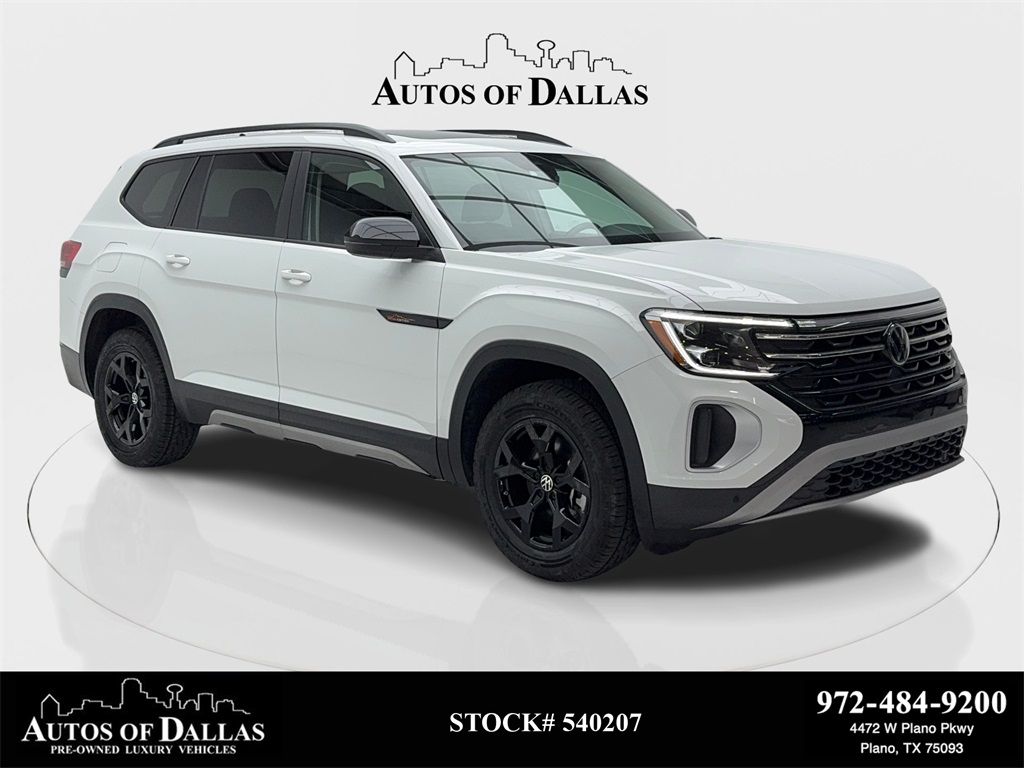 2024 Volkswagen Atlas 2.0T Peak Edition SE w/Technology Image 3 of 60