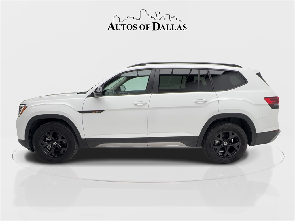 2024 Volkswagen Atlas 2.0T Peak Edition SE w/Technology Image 8 of 60