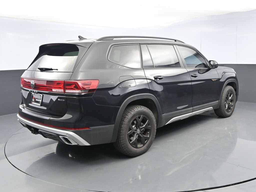 Vehicle image 12 of 45